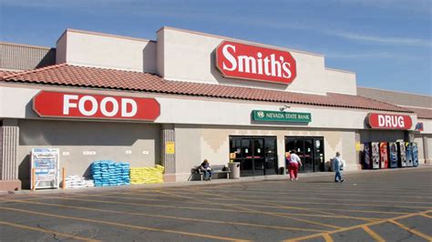 <strong>Smiths</strong>' is part of the Kroeger's retail <strong>stores</strong>, along with Fred Meyer as example, and a big woohoo goes out to the Jackson located <strong>Smith's</strong> for having a full service pharmacy that was open at 8:00a. . Smiths grocery store near me